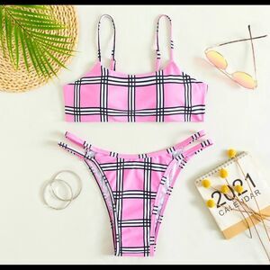 Bundle 5/$10 item!! Going out of business sale!! NWT Fun pink bikini